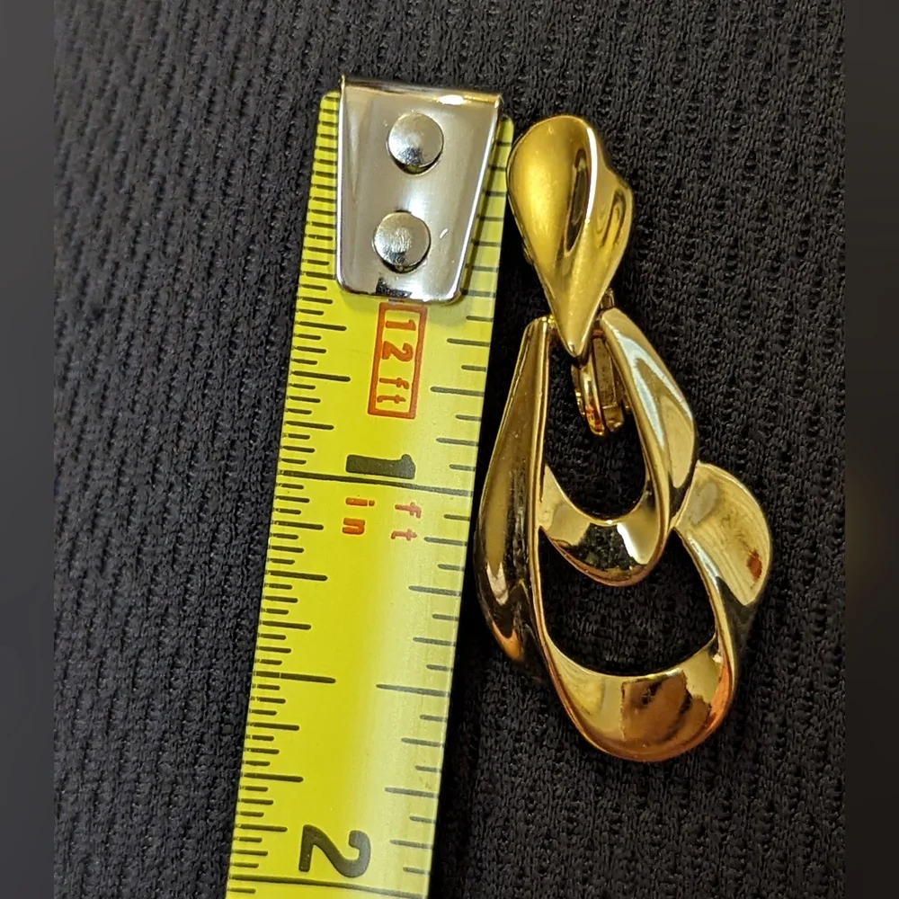 Trifari vintage gold